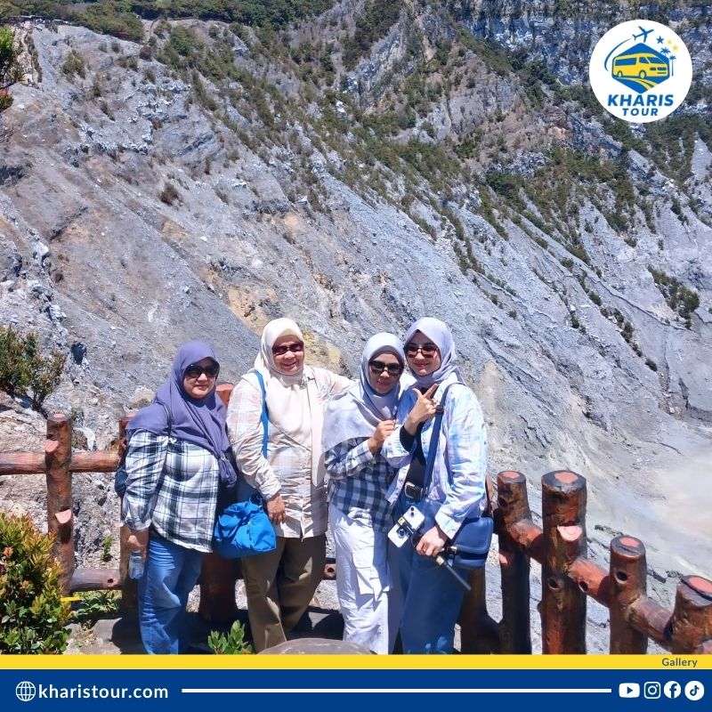 Pelanggan Kharis Tour 10